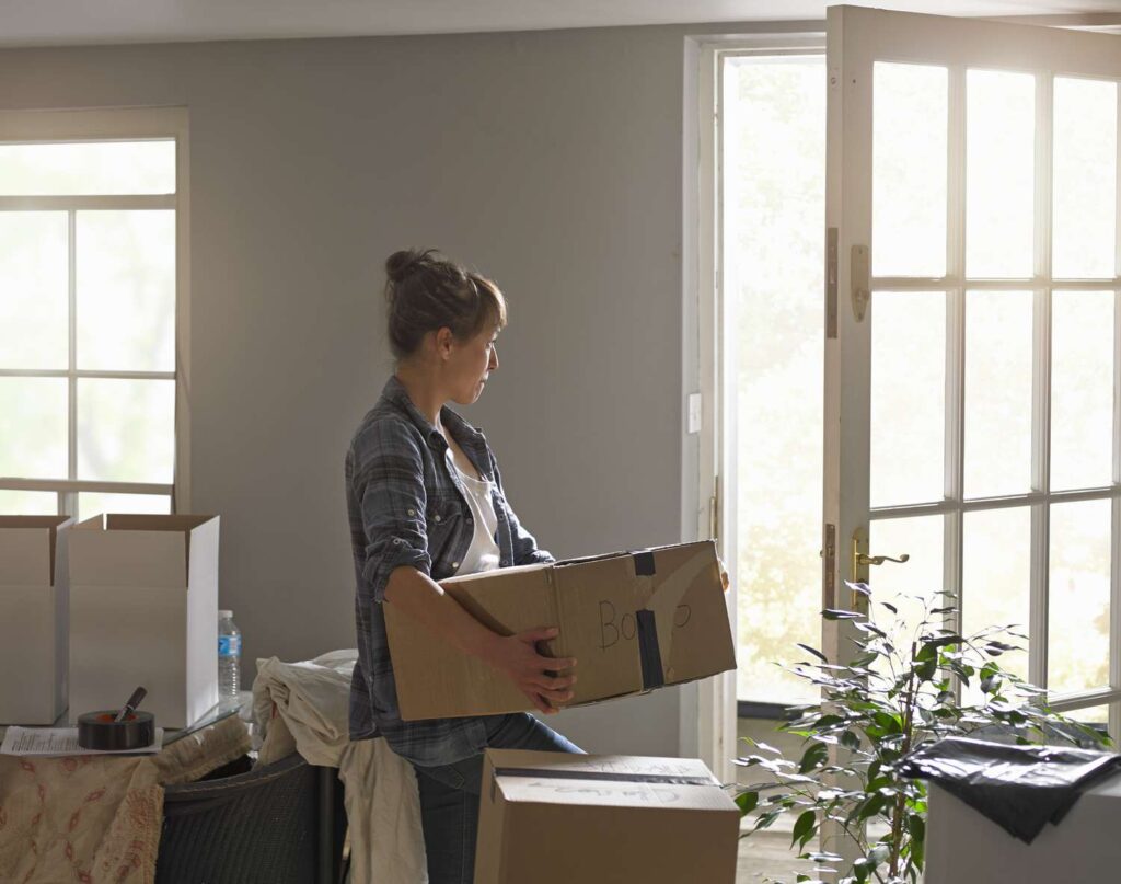 Moving Out of a Rental Property, How to Avoid Last-Minute Problems